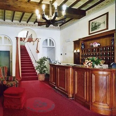 Kinzica Hotel 3*
